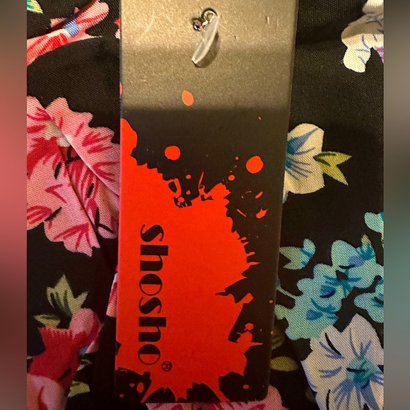 NWT Floral Romper | M - Picture 7 of 13